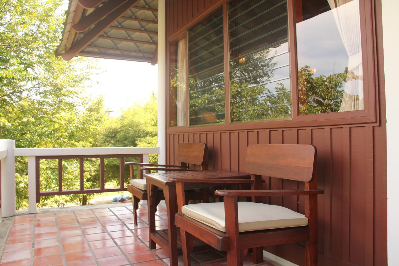 Lah Own Khaolak Resort Khao Lak Exterior photo