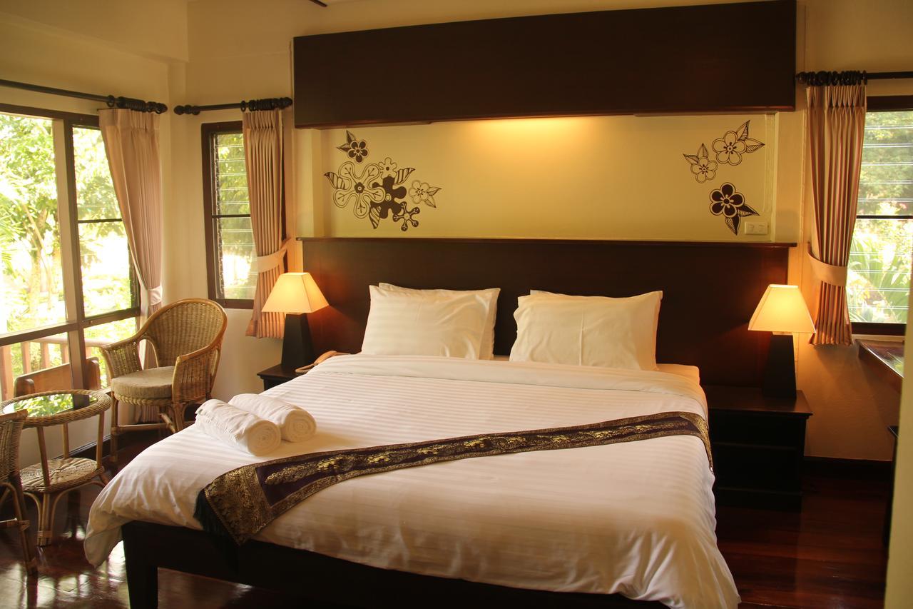 Lah Own Khaolak Resort Khao Lak Exterior photo